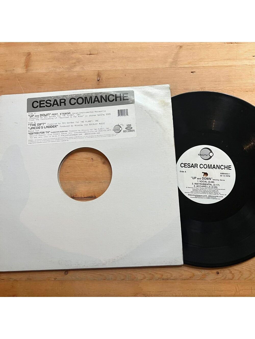 Cesar Comanche - Up and Down 33rpm VG+ VR26